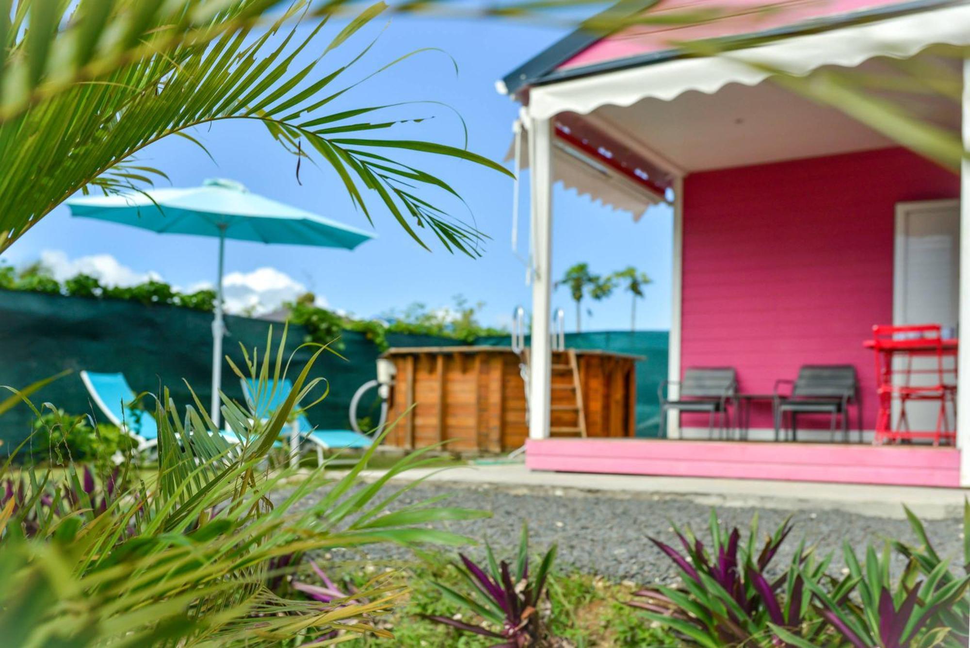 Les Jardins De Chantilly -Bungalows 4 Etoiles Avec Jardins Et Piscines Privees Baie-Mahault Bilik gambar